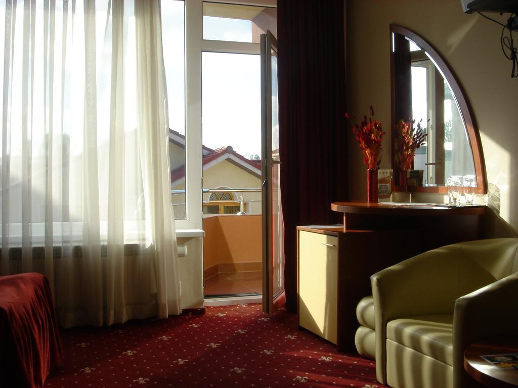 Hotel Kleyn Constanţa Exterior foto
